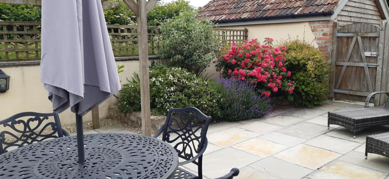 Pear Tree Cottages Wedmore Eksteriør bilde