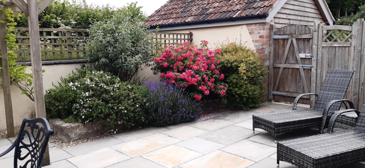 Pear Tree Cottages Wedmore Eksteriør bilde