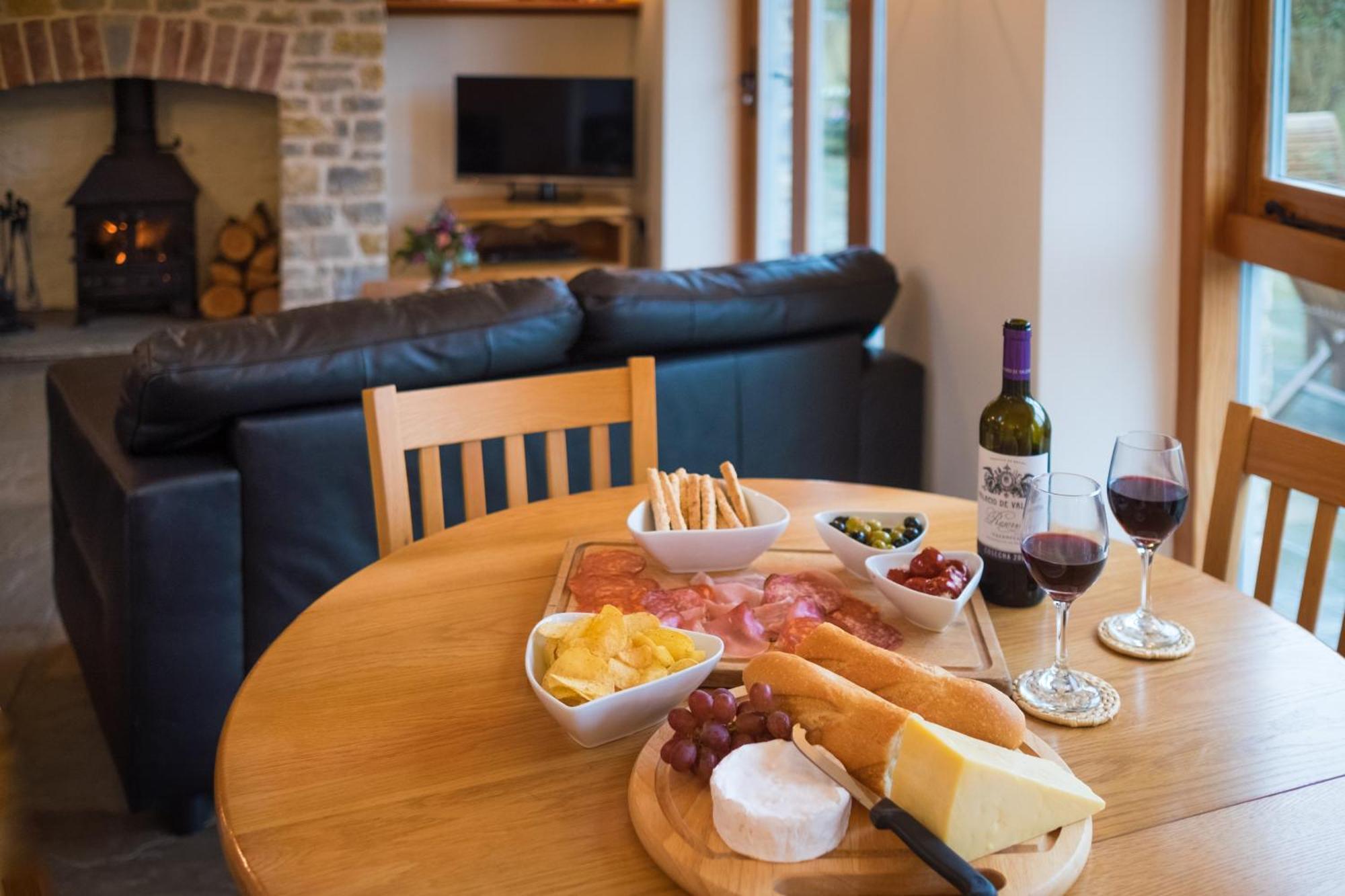 Pear Tree Cottages Wedmore Eksteriør bilde